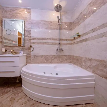 плувен комплекс фъц Hotell