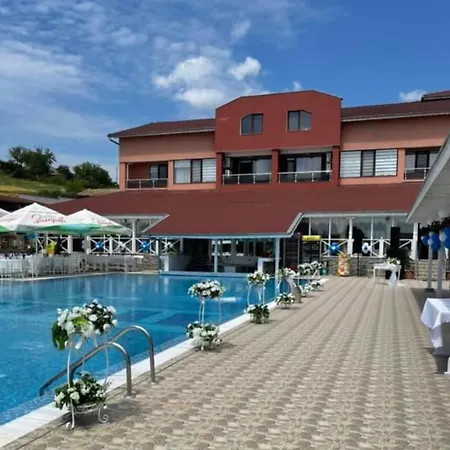 плувен комплекс фъц *