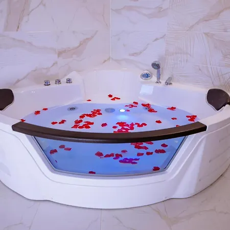 Hotel плувен комплекс фъц *