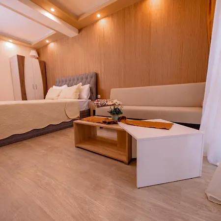 плувен комплекс фъц Hotell Opaka