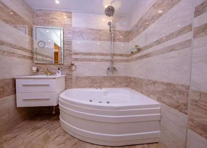 плувен комплекс фъц Hotel